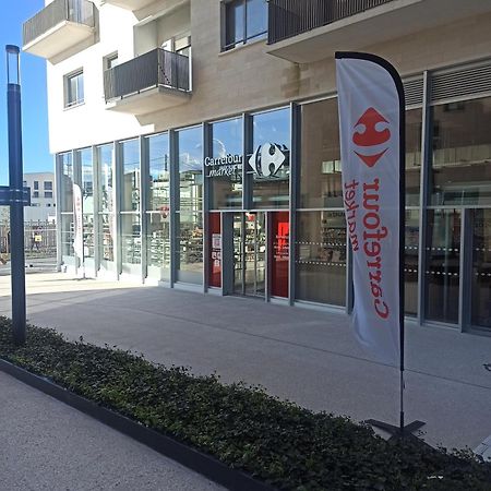 Centre Ville, Parking, Transport En Commun Au Pied De L'Immeuble Bordéus Exterior foto